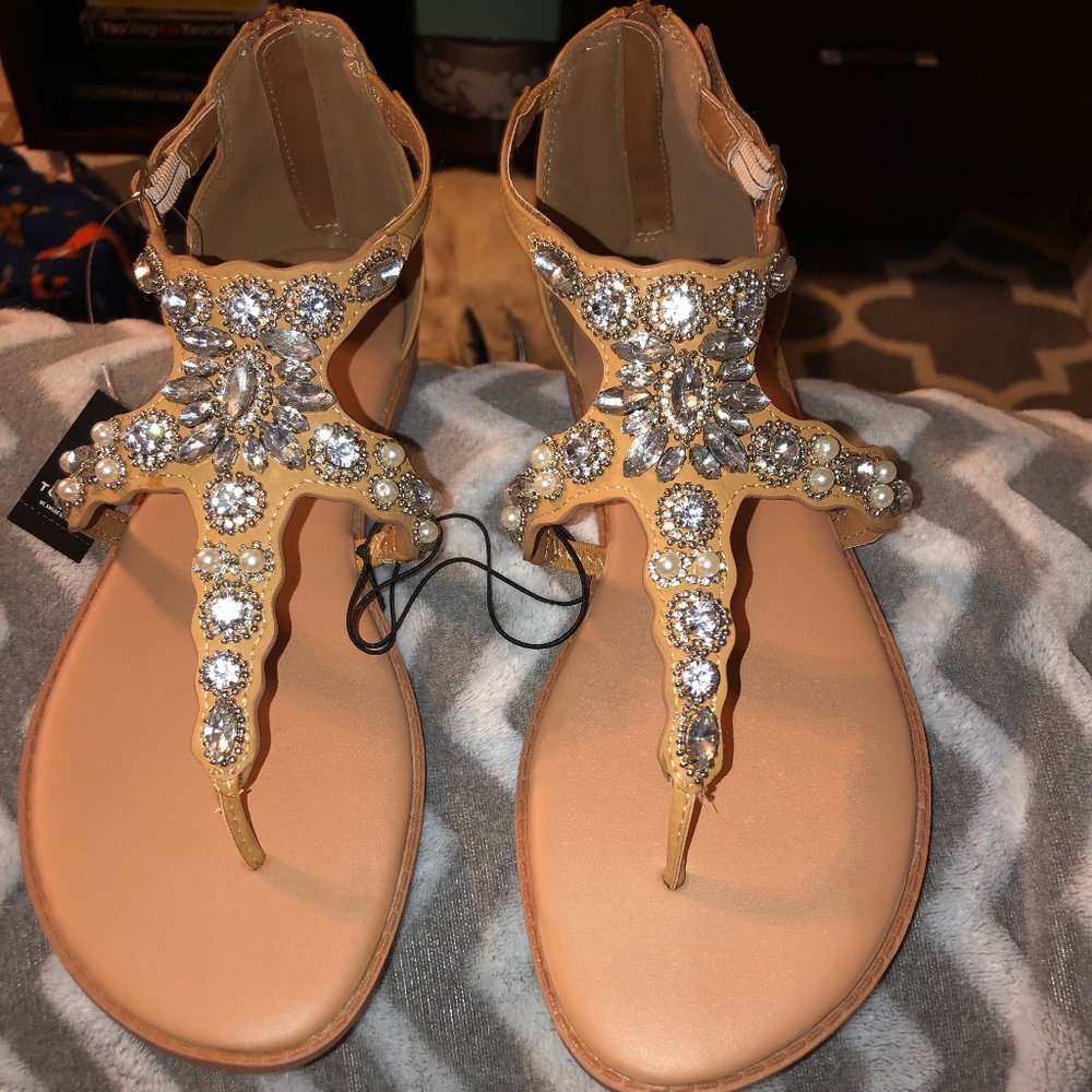 TORRID TAN FAUX LEATHER RHINESTONE SANDAL WIDE - Picture 4 of 7